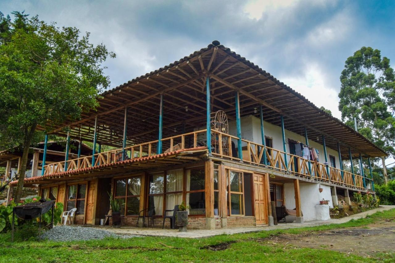 Hostal Rural La Montana Alquiyapura Salento Exterior photo